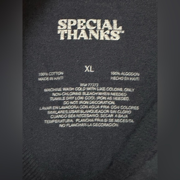 Happy Howlidays Wolves Santa Hat Short Sleeve Navy Blue T Shirt Tee Size XL - Picture 6 of 7